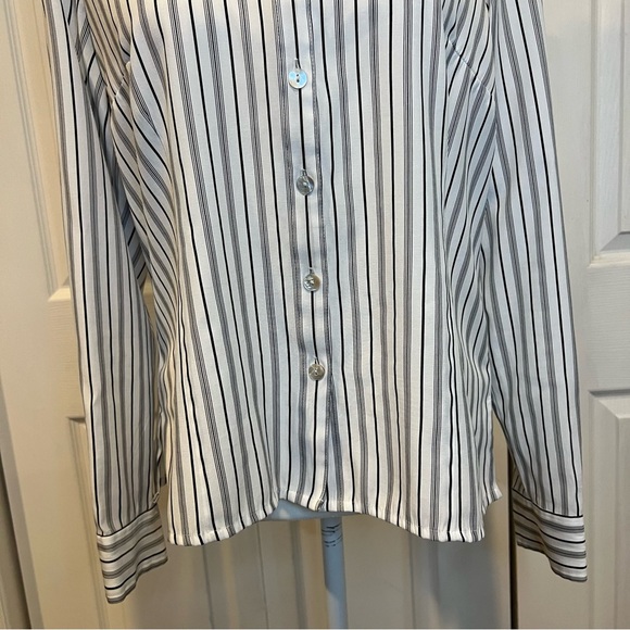 🍋 Dressbarn Black and White Striped Button Down Shirt - Size Large - Picture 3 of 7